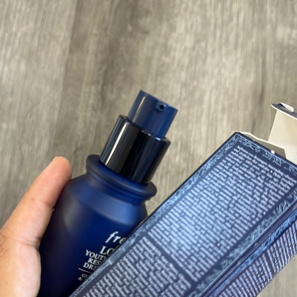 fresh Lotus Youth Preserve Resurfacing Dream Serum - Blue - Picture 3 of 3